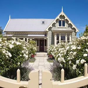 https://lilac-rose-boutique-bed-and-breakfast.top-hotels-christchurch.com